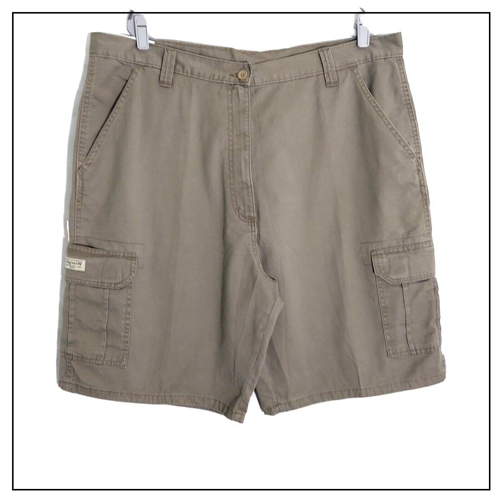 Wrangler Men Shorts 40 Olive Cargo Green Pockets Flat Front 10" Inseam Belt Loop